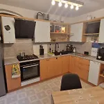 Lägenhet Stylish Apt, Free Parking, Near Center & Airport Varna