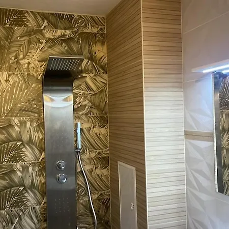 Stylish Apt, Free Parking, Near Center & Airport Apartment Varna