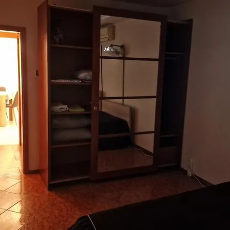 Stylish Apt, Free Parking, Near Center & Airport Apartment Varna