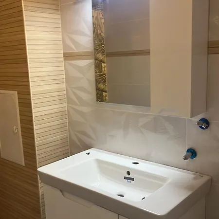 Apartment Stylish Apt, Free Parking, Near Center & Airport Varna