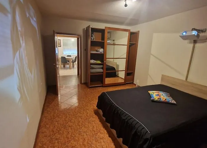 Apartmán Stylish Apt, Free Parking, Near Center & Airport Varna